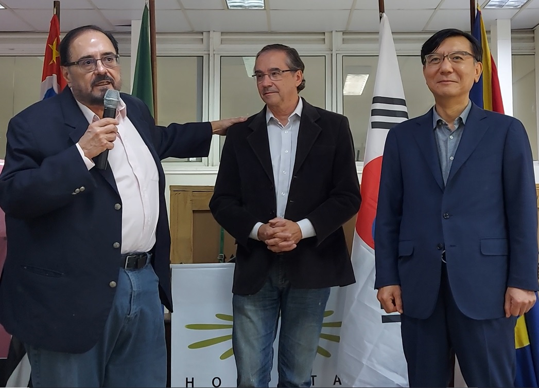 hospital-amaral-carvalho-recebe-visita-do-embaixador-da-coreia-do-sul - Acao Comunicativa